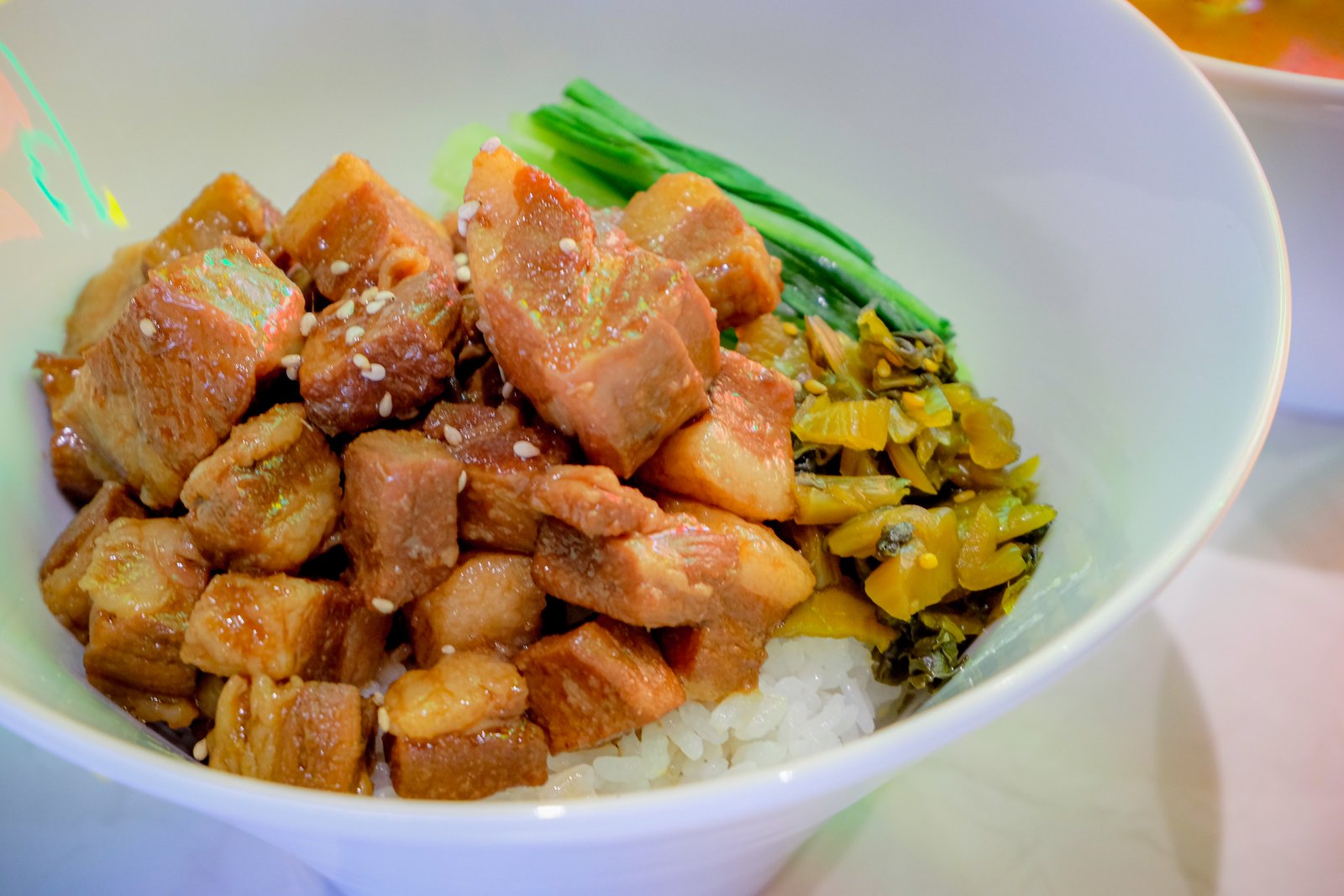 麻龍飯（ルーロー風角煮丼）